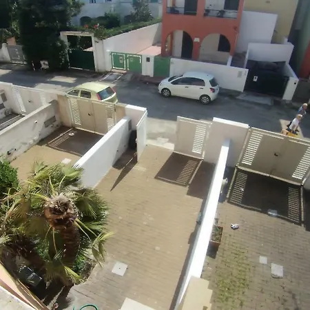 E Baia Hotel 2*